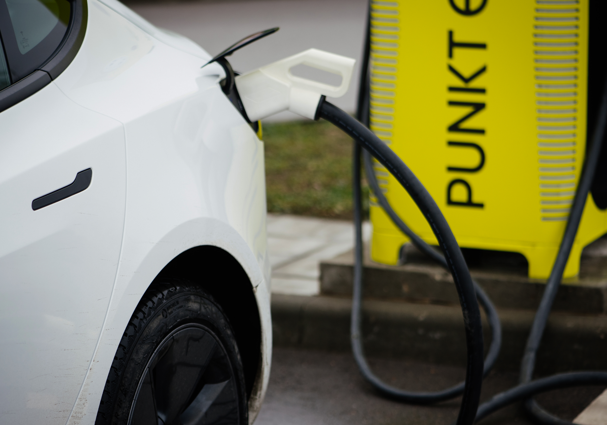 PUNKT E: 5 лет развития зарядной инфраструктуры